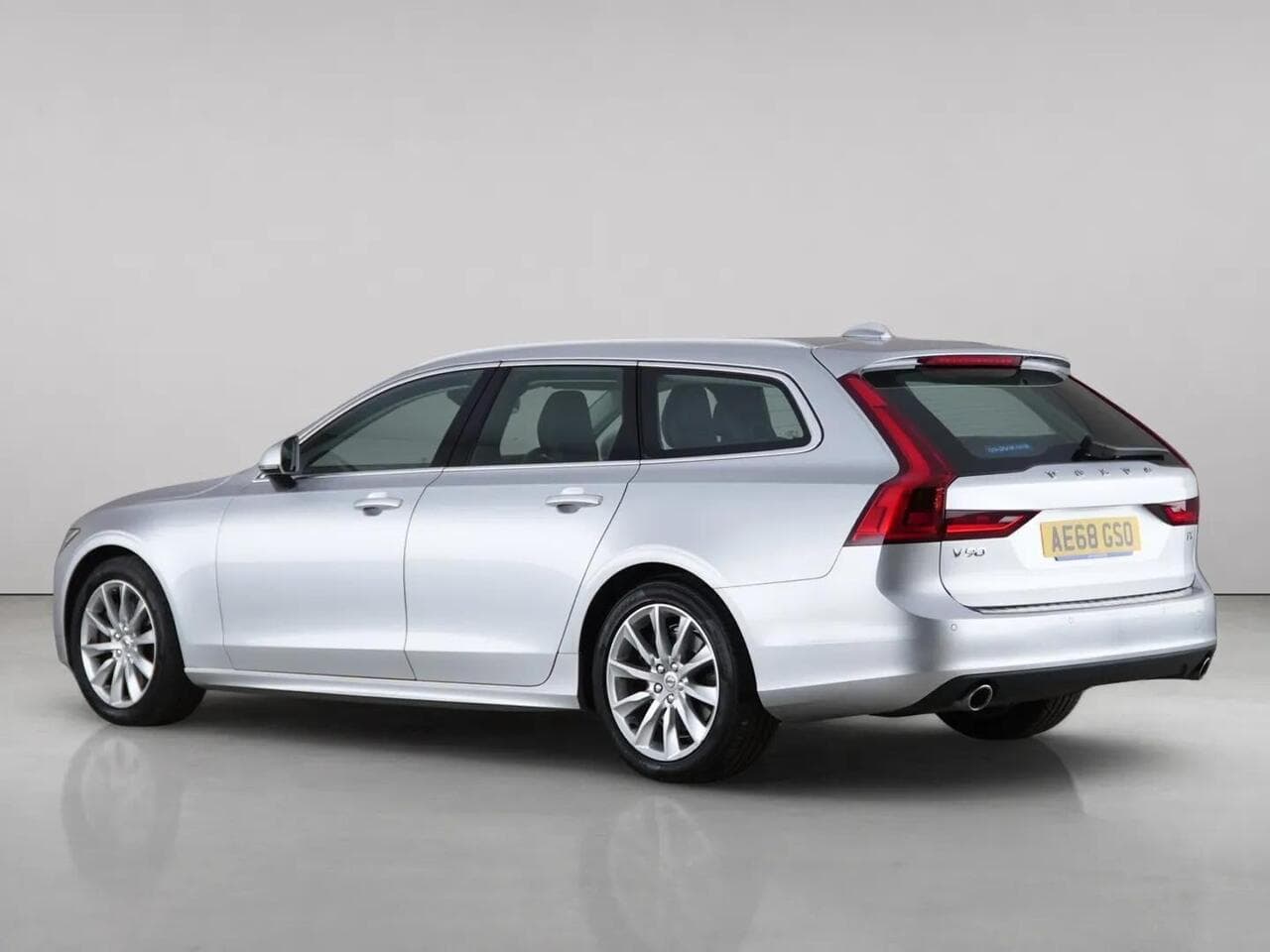 Volvo V90 thumbnail Rear Left