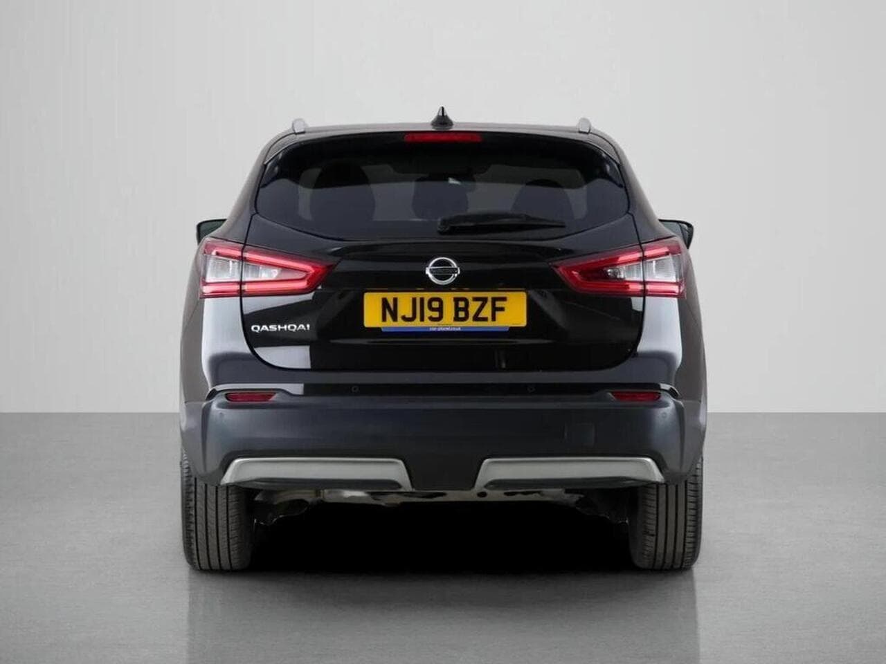 Nissan Qashqai thumbnail Rear