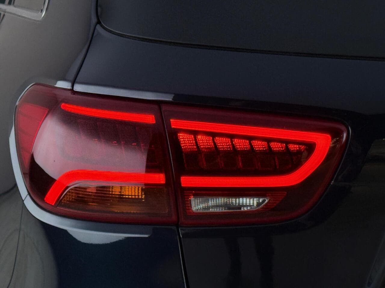 Kia Sorento thumbnail Lights Rear