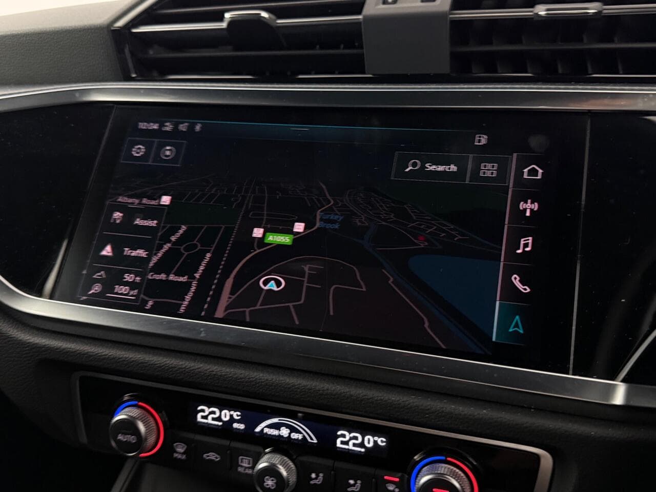 Audi Q3 thumbnail Infotainment System