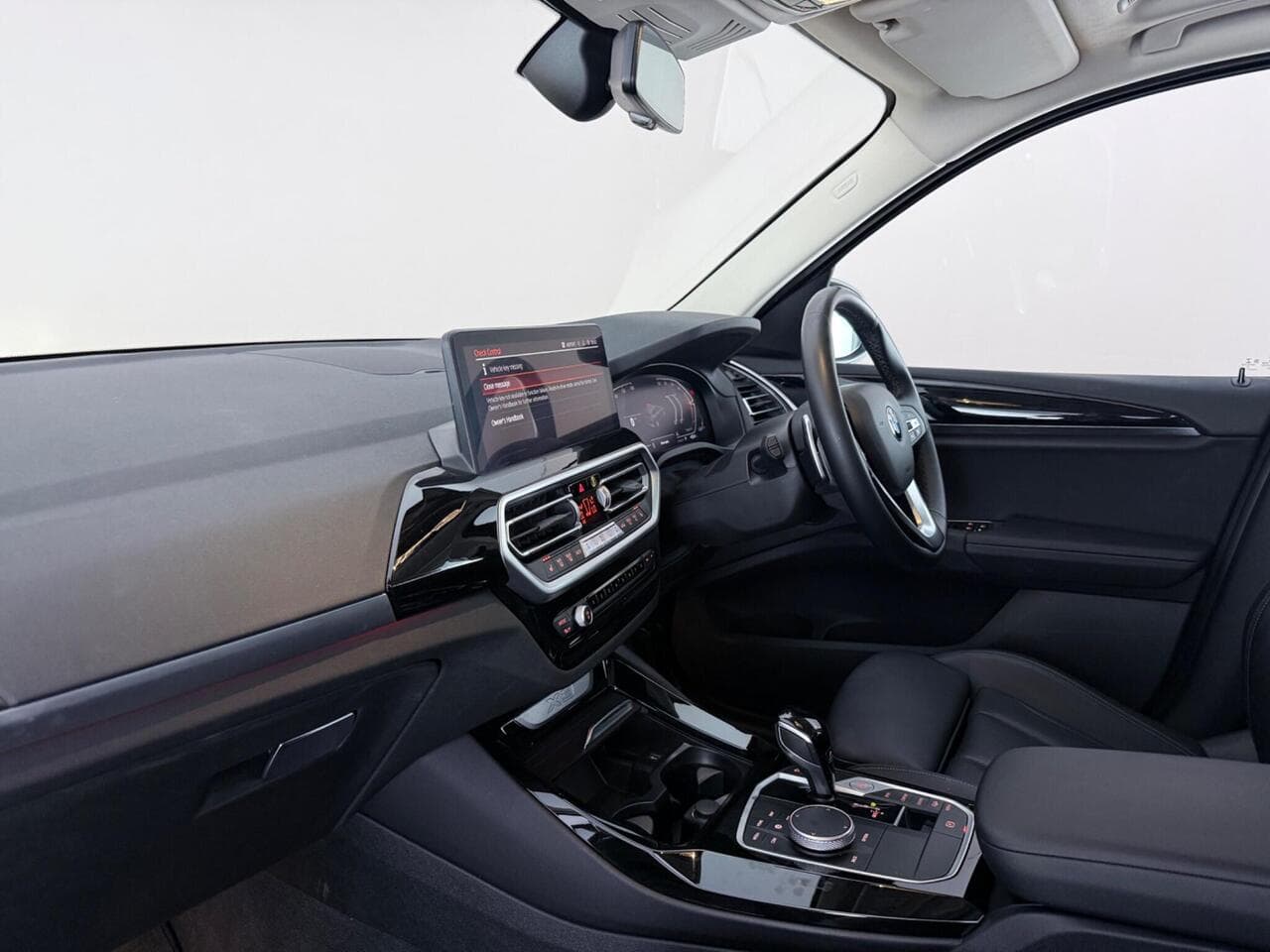 BMW X3 thumbnail Interior Front
