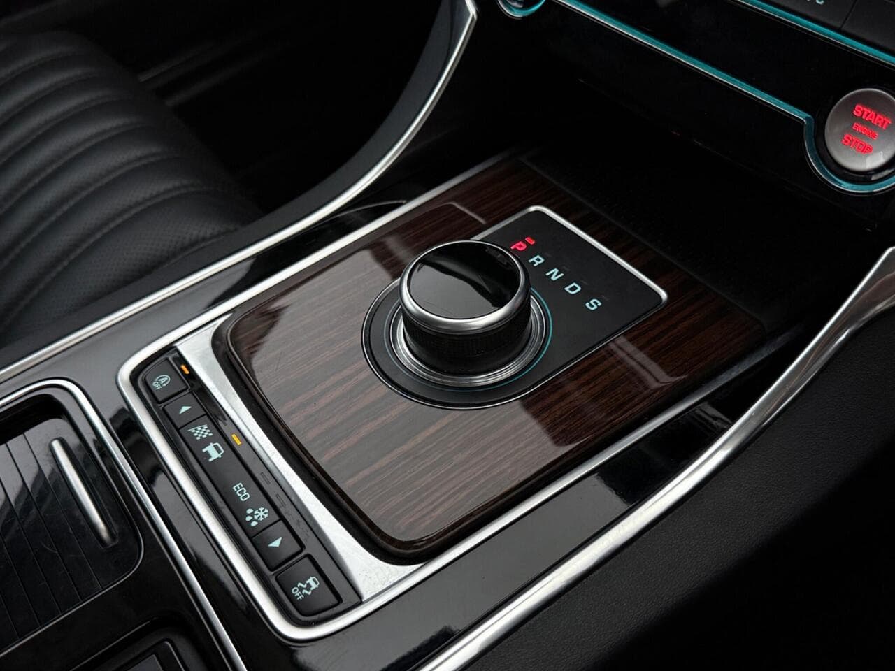 Jaguar XF thumbnail Misc Controls