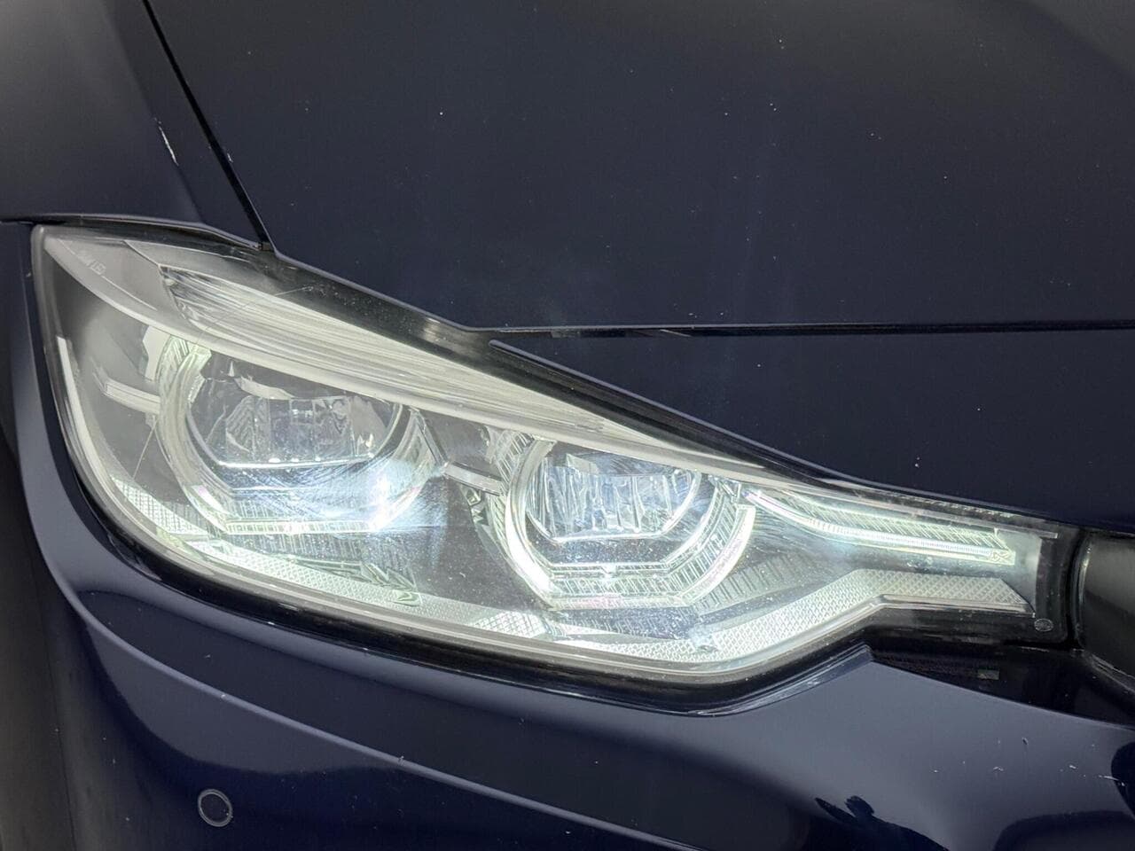 BMW 3 Series thumbnail Lights Front