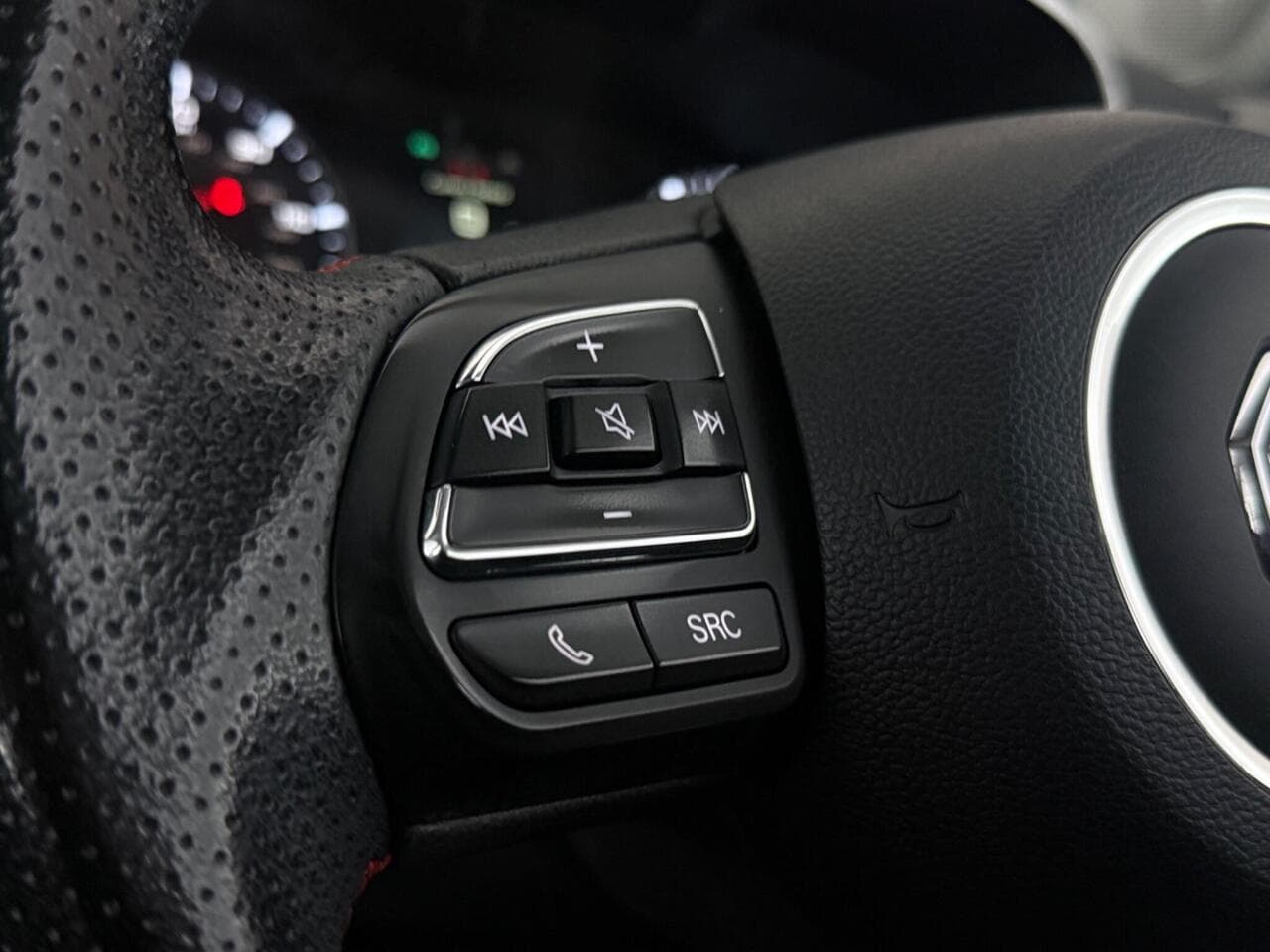MG MG ZS thumbnail Misc Controls
