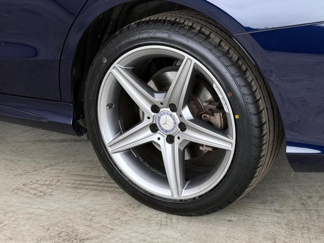 Mercedes-Benz C Class thumbnail Wheel