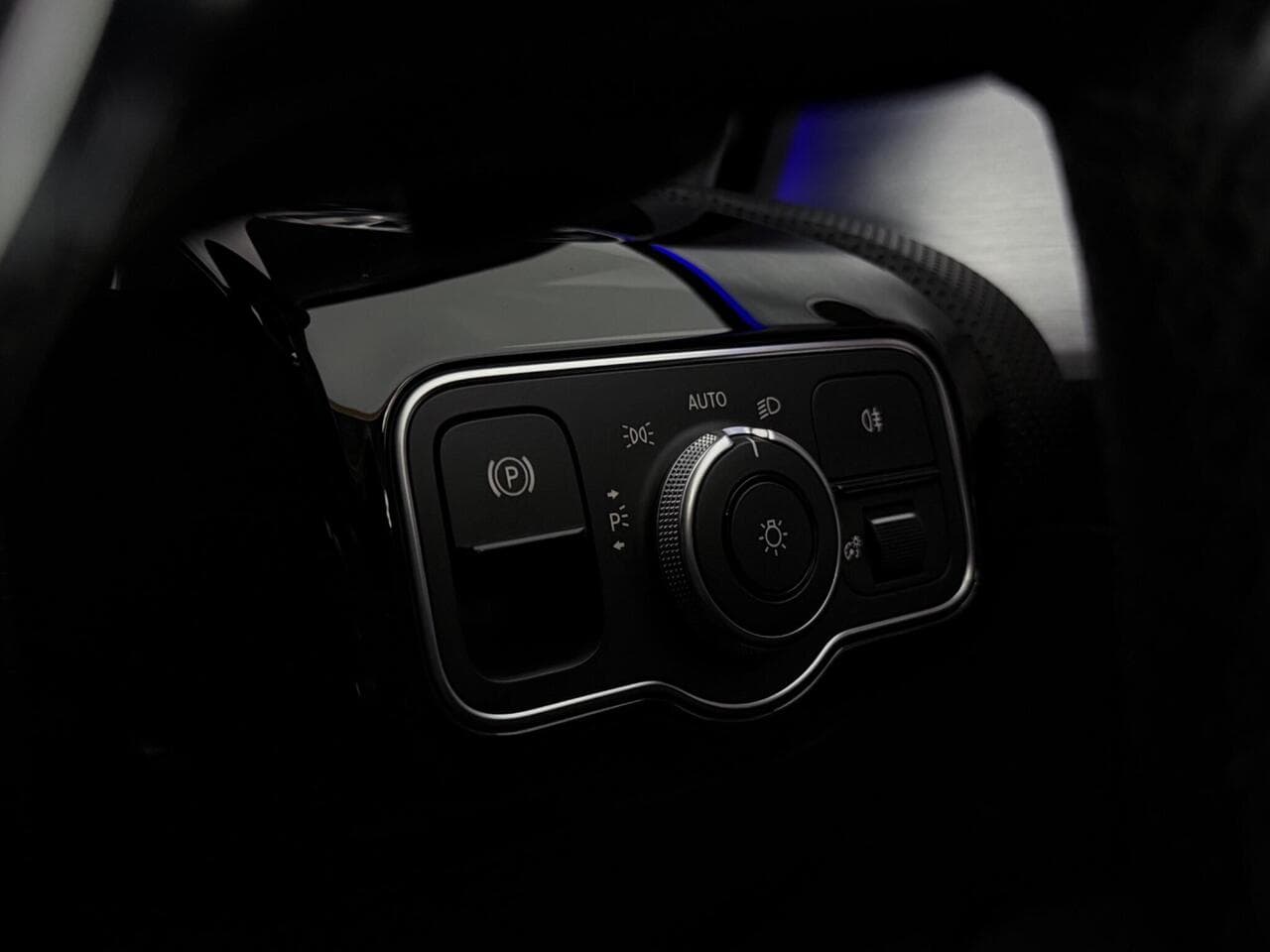 Mercedes-Benz A Class thumbnail Misc Controls