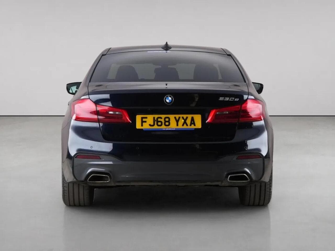 BMW 5 Series thumbnail Rear