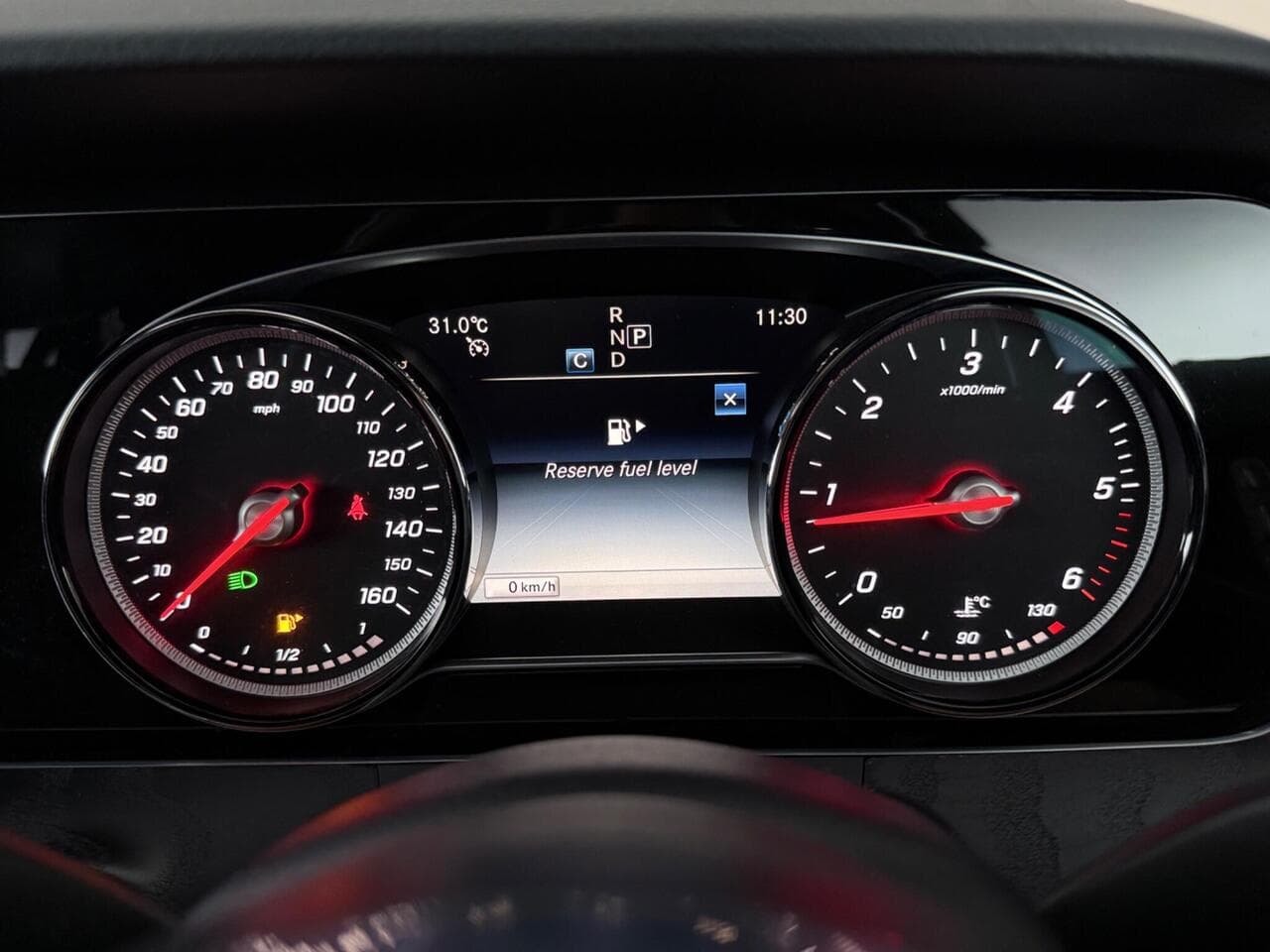 Mercedes-Benz E Class thumbnail Driver Instruments