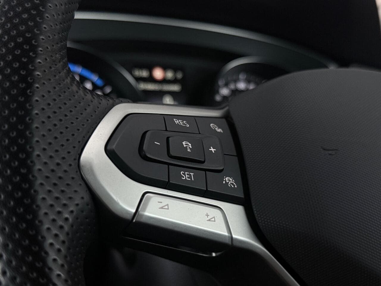 Volkswagen Passat thumbnail Misc Controls