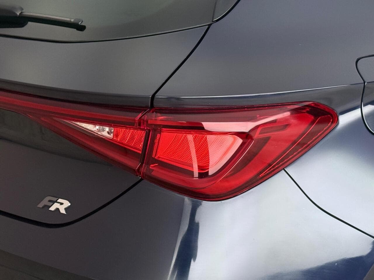 SEAT Leon thumbnail Lights Rear