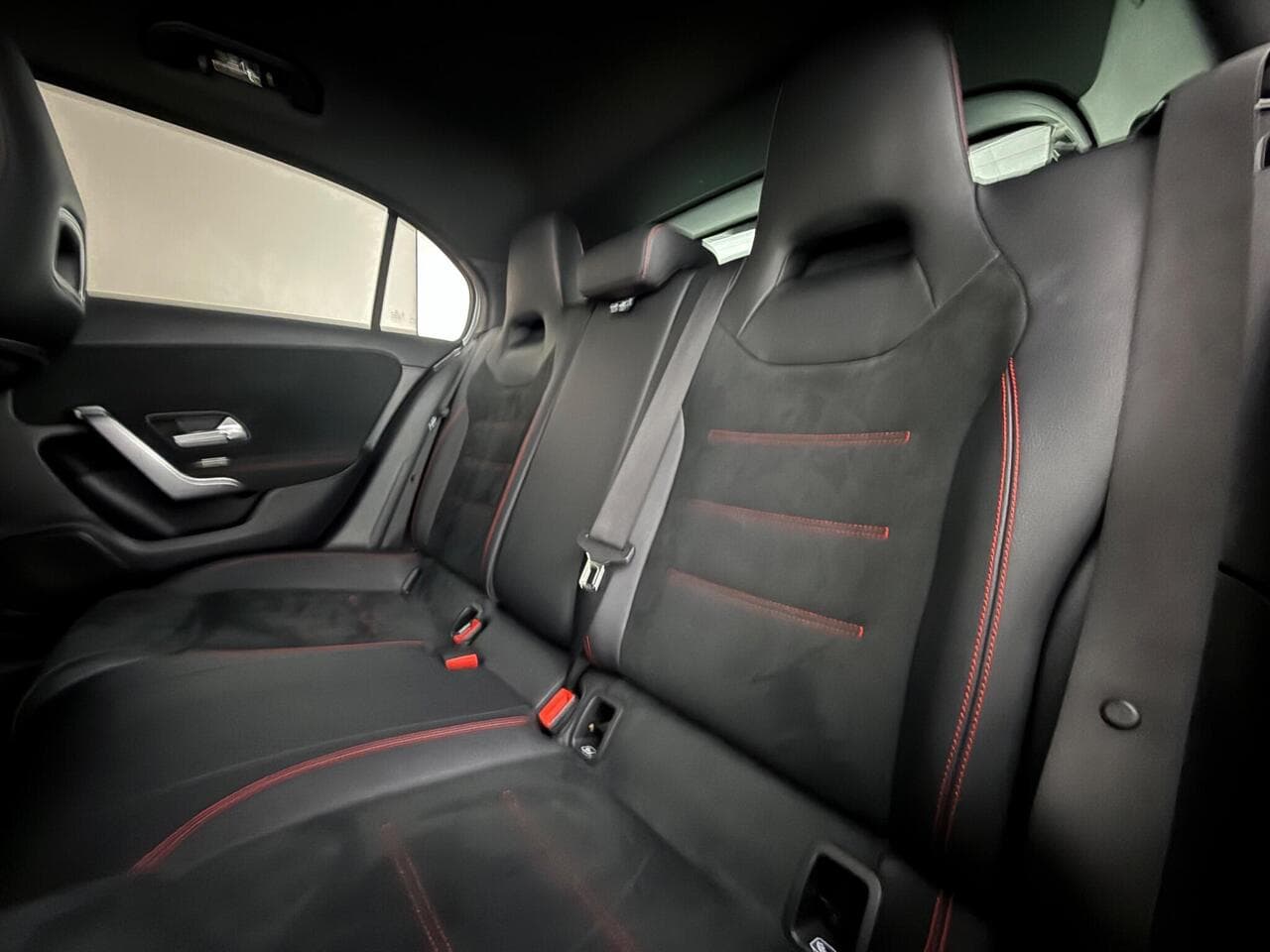 Mercedes-Benz A Class thumbnail Seats Rear