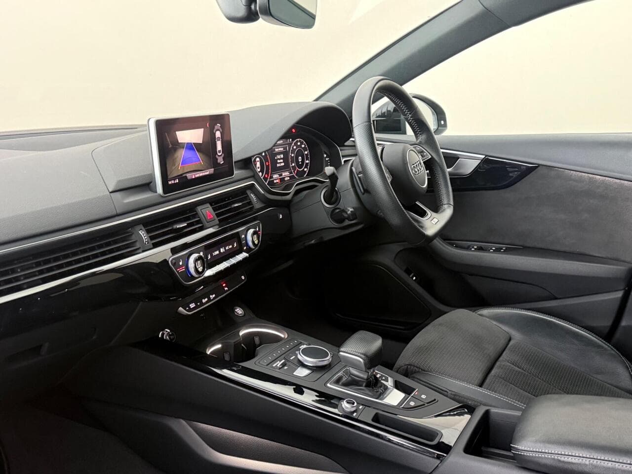 Audi A5 thumbnail Interior Front