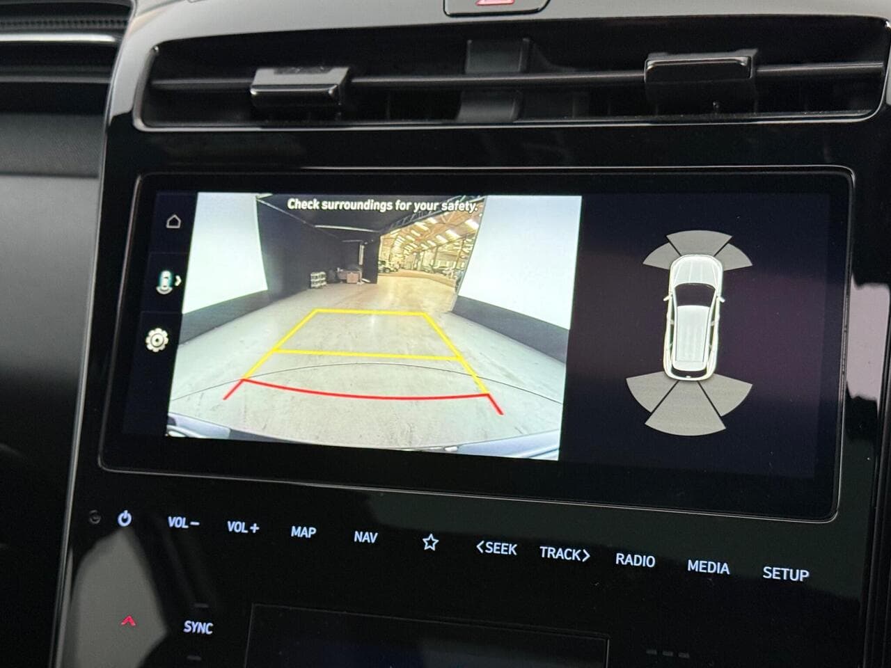 Hyundai TUCSON thumbnail Infotainment System