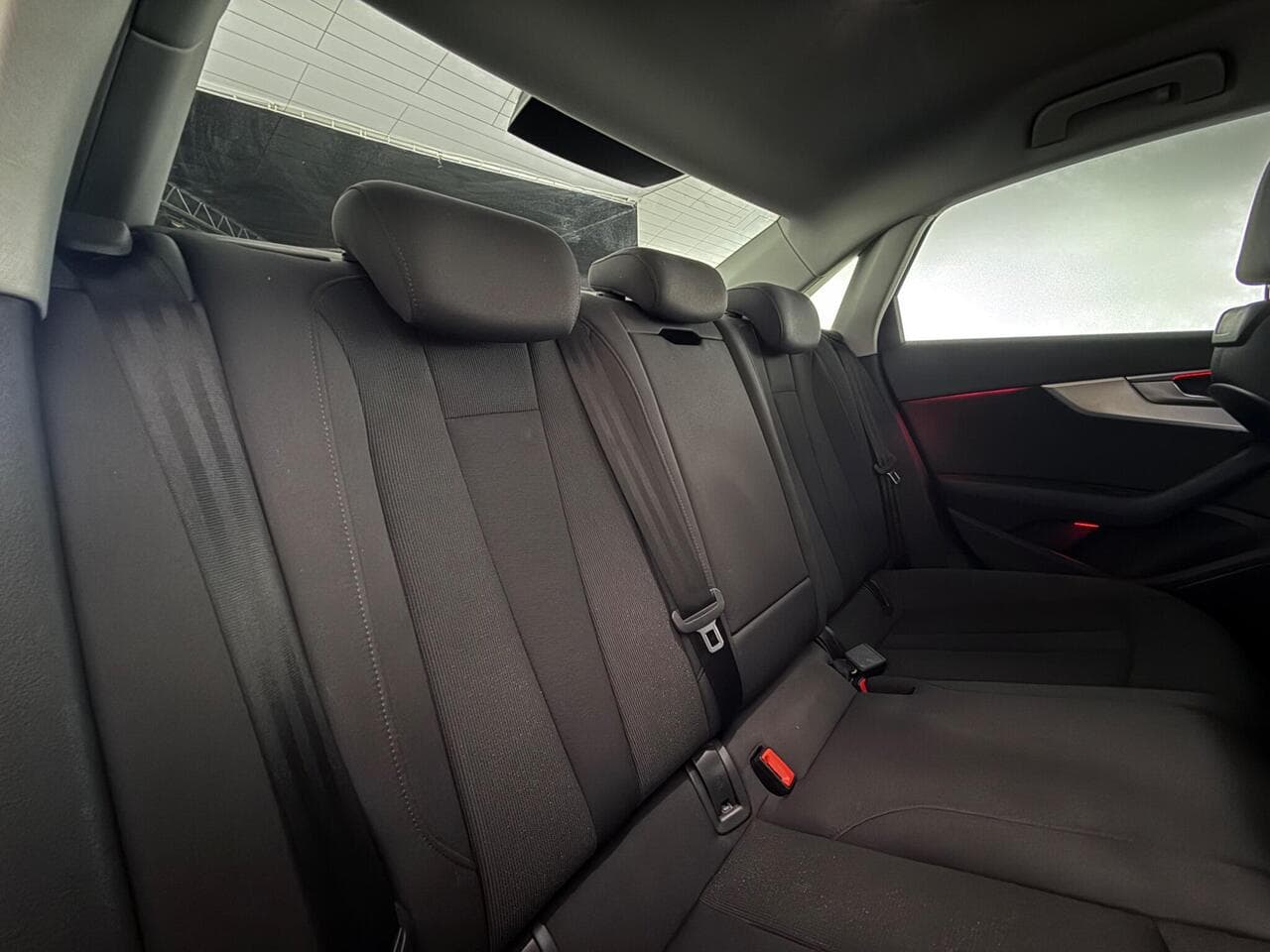 Audi A4 thumbnail Seats Rear