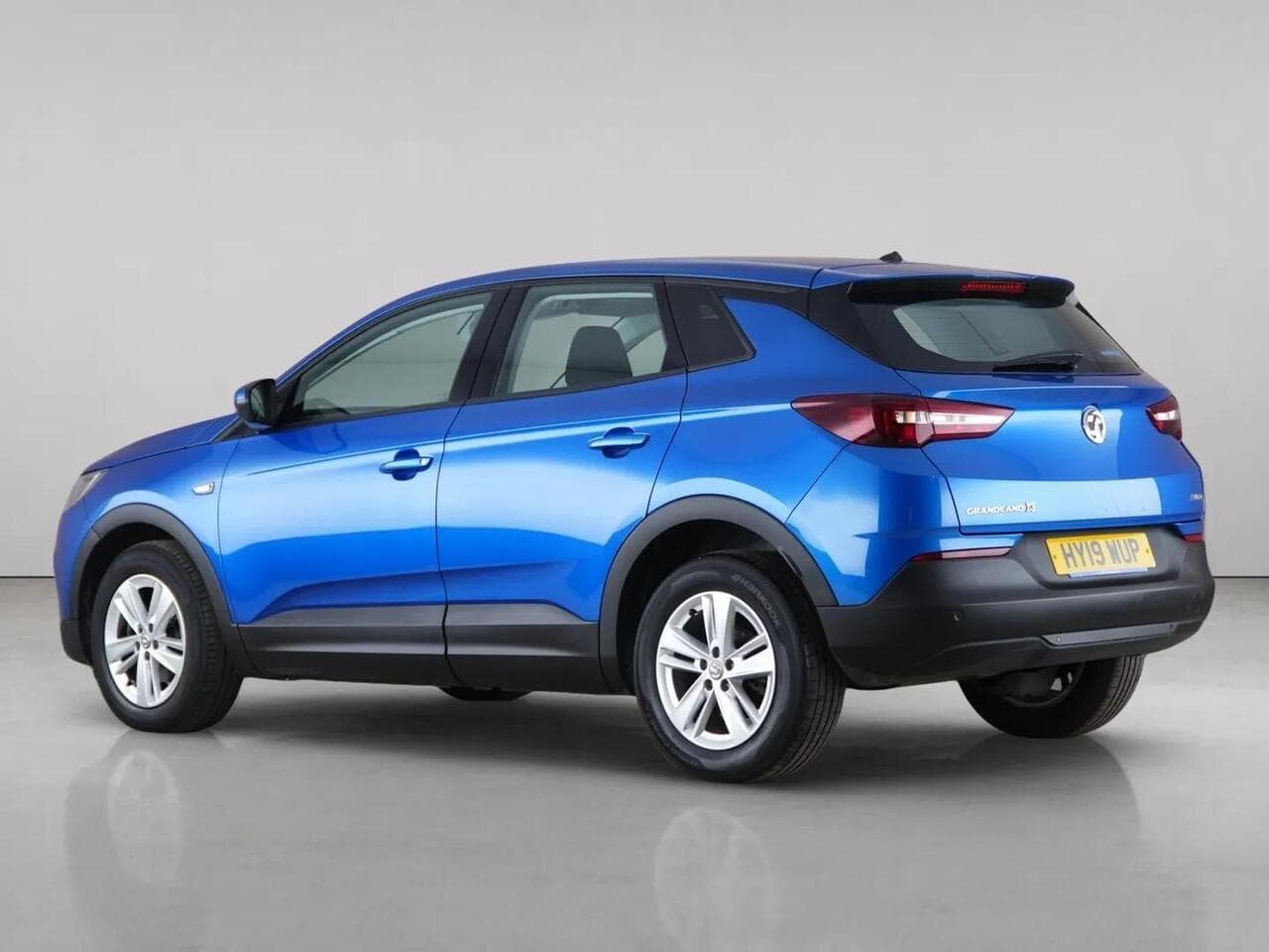 Vauxhall Grandland X thumbnail Rear Left