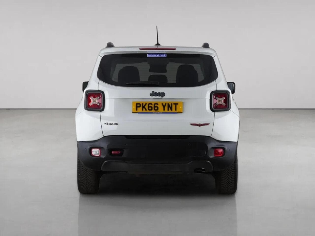 Jeep Renegade thumbnail Rear