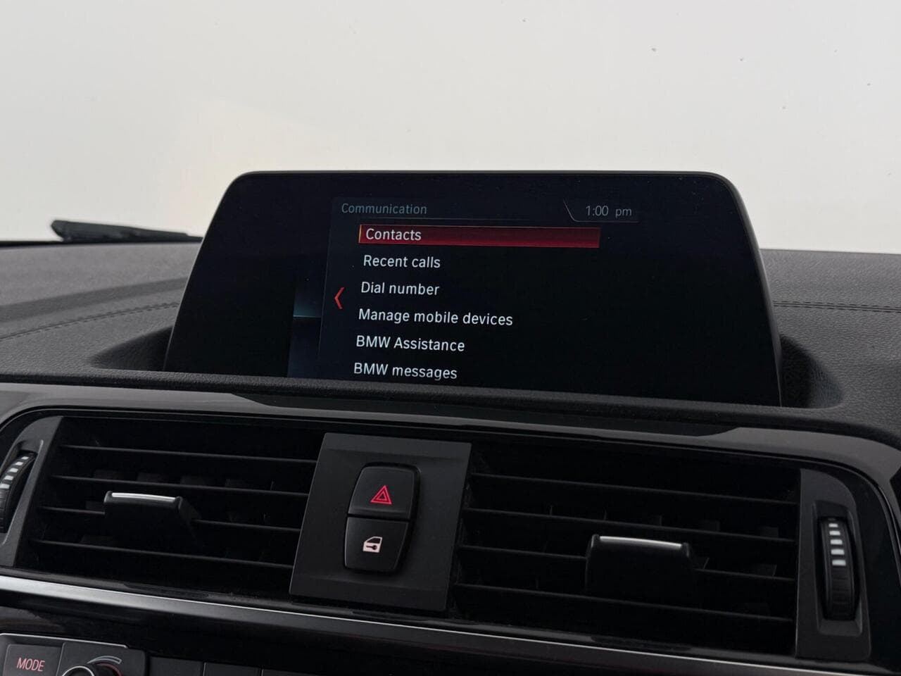 BMW 1 Series thumbnail Infotainment System
