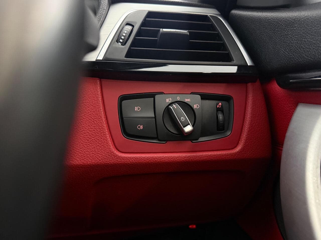 BMW 4 Series Gran Coupe thumbnail Misc Controls
