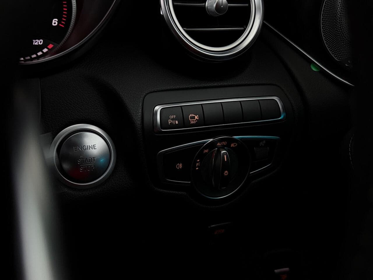 Mercedes-Benz GLC thumbnail Misc Controls