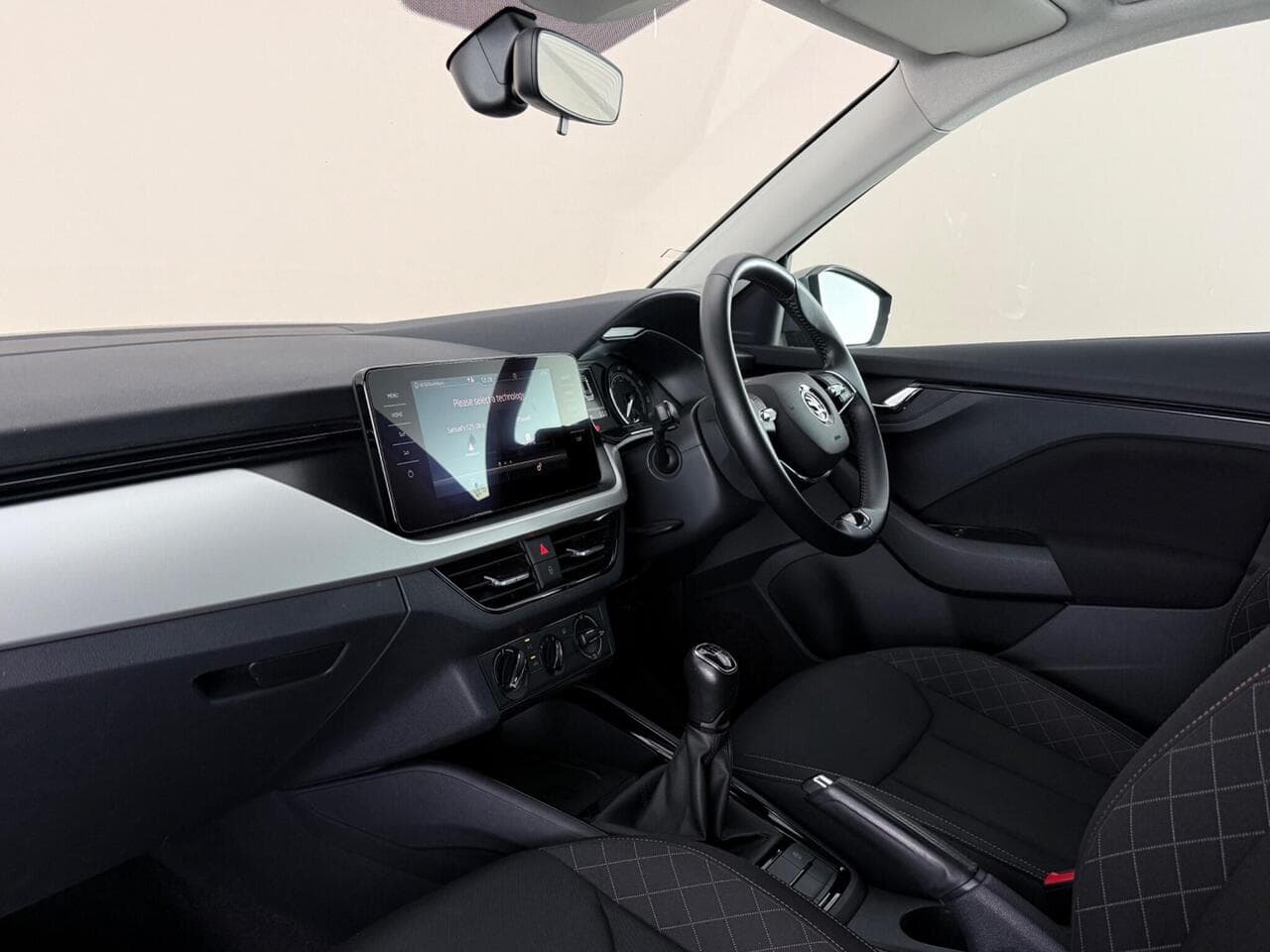 Skoda Kamiq thumbnail Interior Front