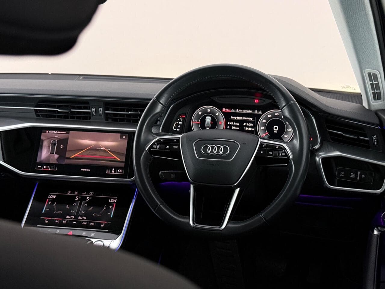 Audi A6 Avant thumbnail Interior Front
