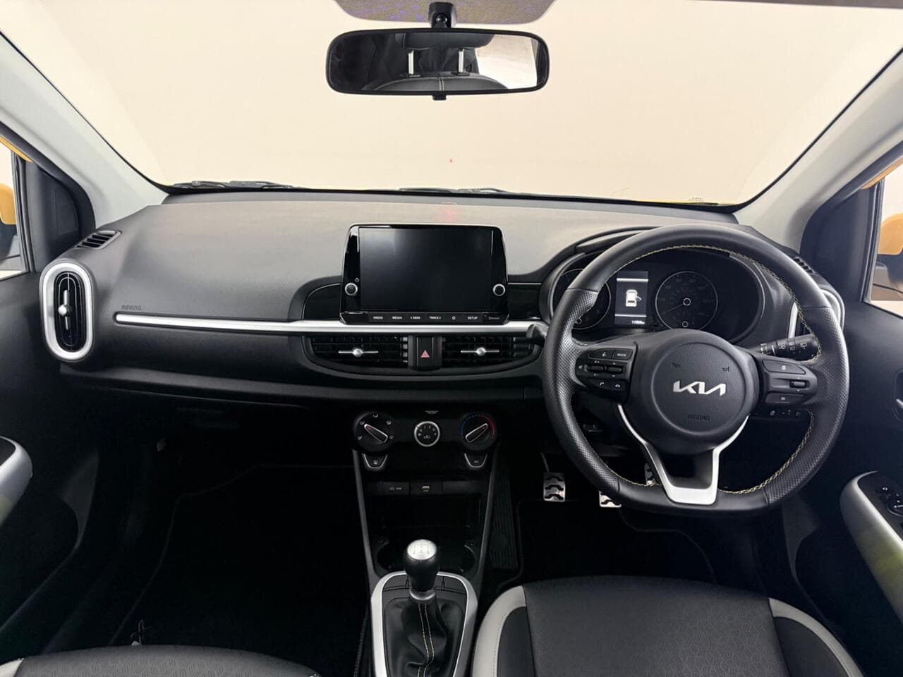 Kia Picanto thumbnail Interior Front
