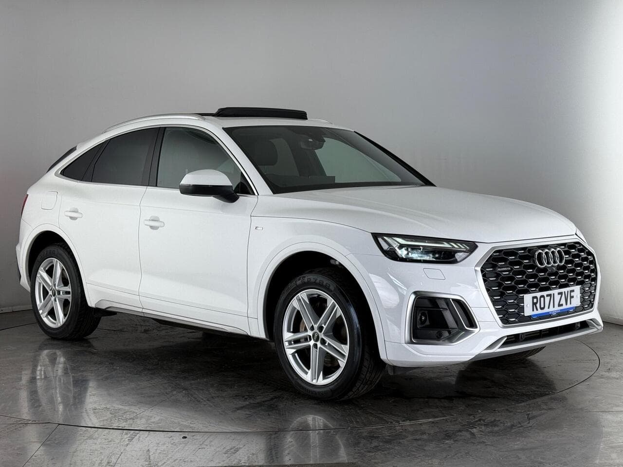 Audi Q5 - Audi Q5 2.0 TFSIe 50 S line Sportback S Tronic quattro Euro 6 (s/s) 5dr 17.9kWh