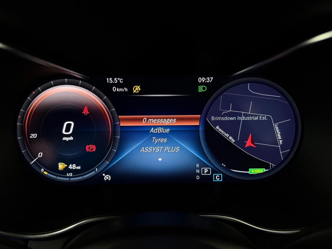 Mercedes-Benz GLC thumbnail Driver Instruments