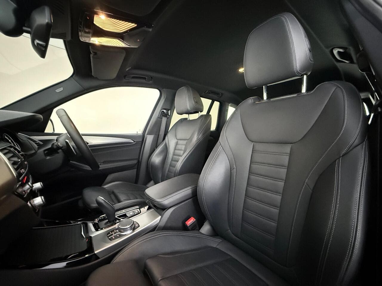 BMW X3 thumbnail Seat Front Passenger