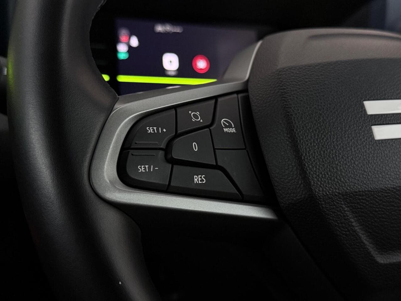 Dacia Duster thumbnail Misc Controls
