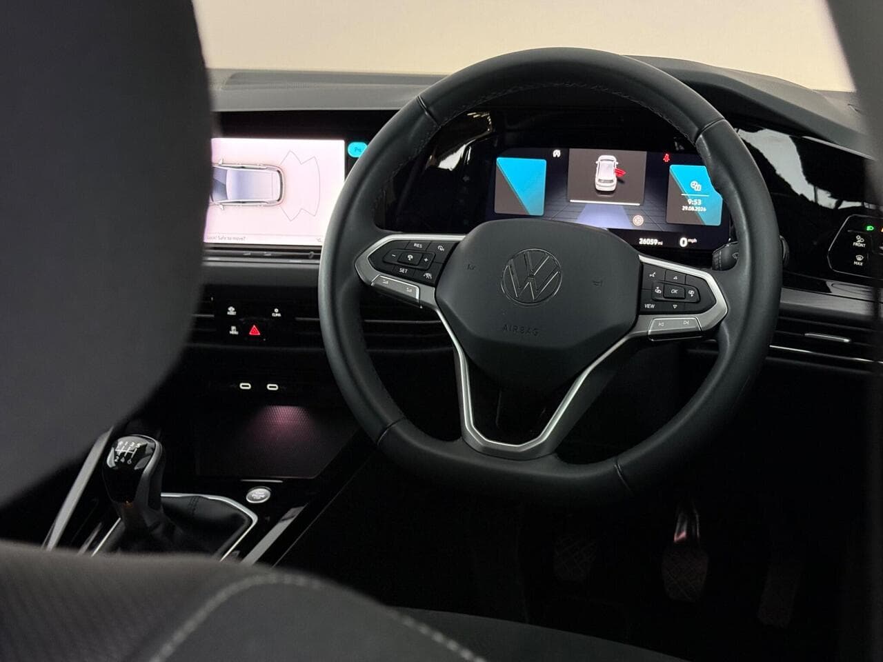 Volkswagen Golf thumbnail Steering Wheel