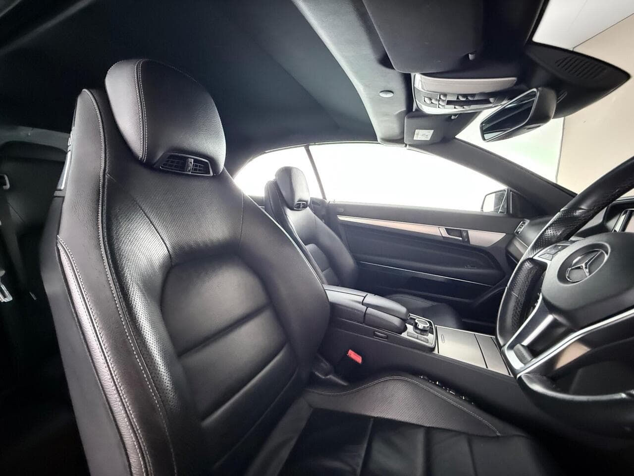 Mercedes-Benz E Class thumbnail Seat Driver