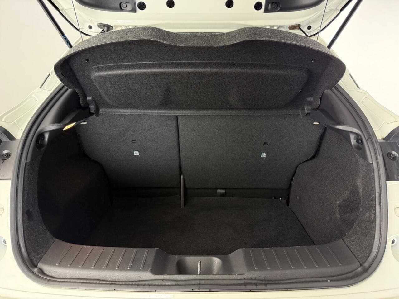 Nissan Juke thumbnail Boot
