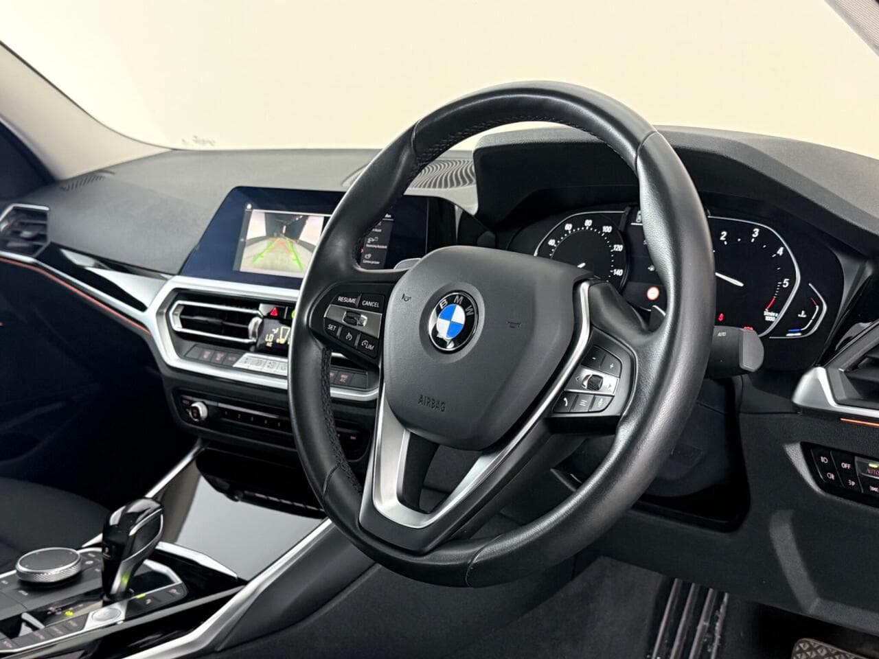 BMW 3 Series thumbnail Steering Wheel