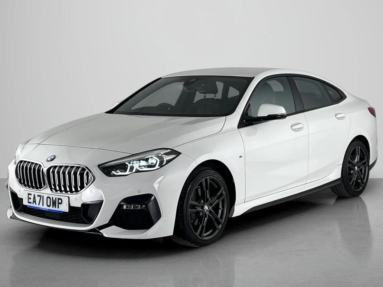 BMW 2 Series Gran Coupe thumbnail Front Left