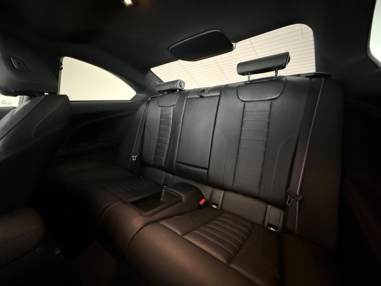 BMW 2 Series thumbnail Seats Rear
