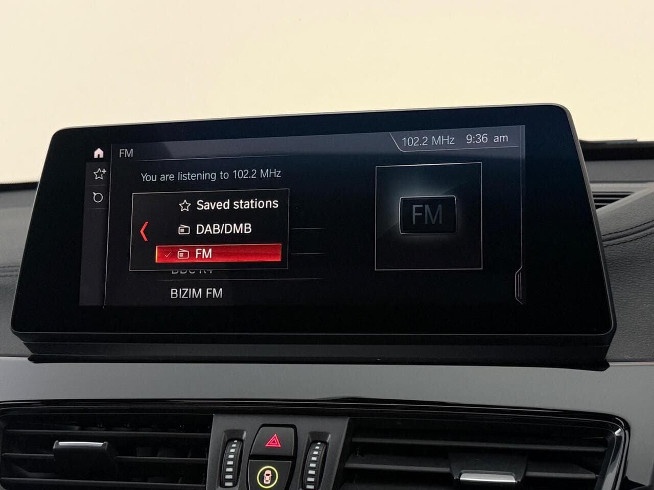 BMW X1 thumbnail Infotainment System