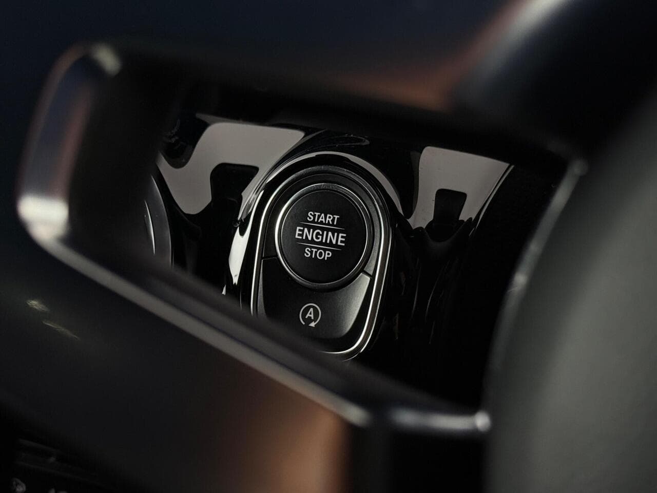 Mercedes-Benz A Class thumbnail Misc Controls