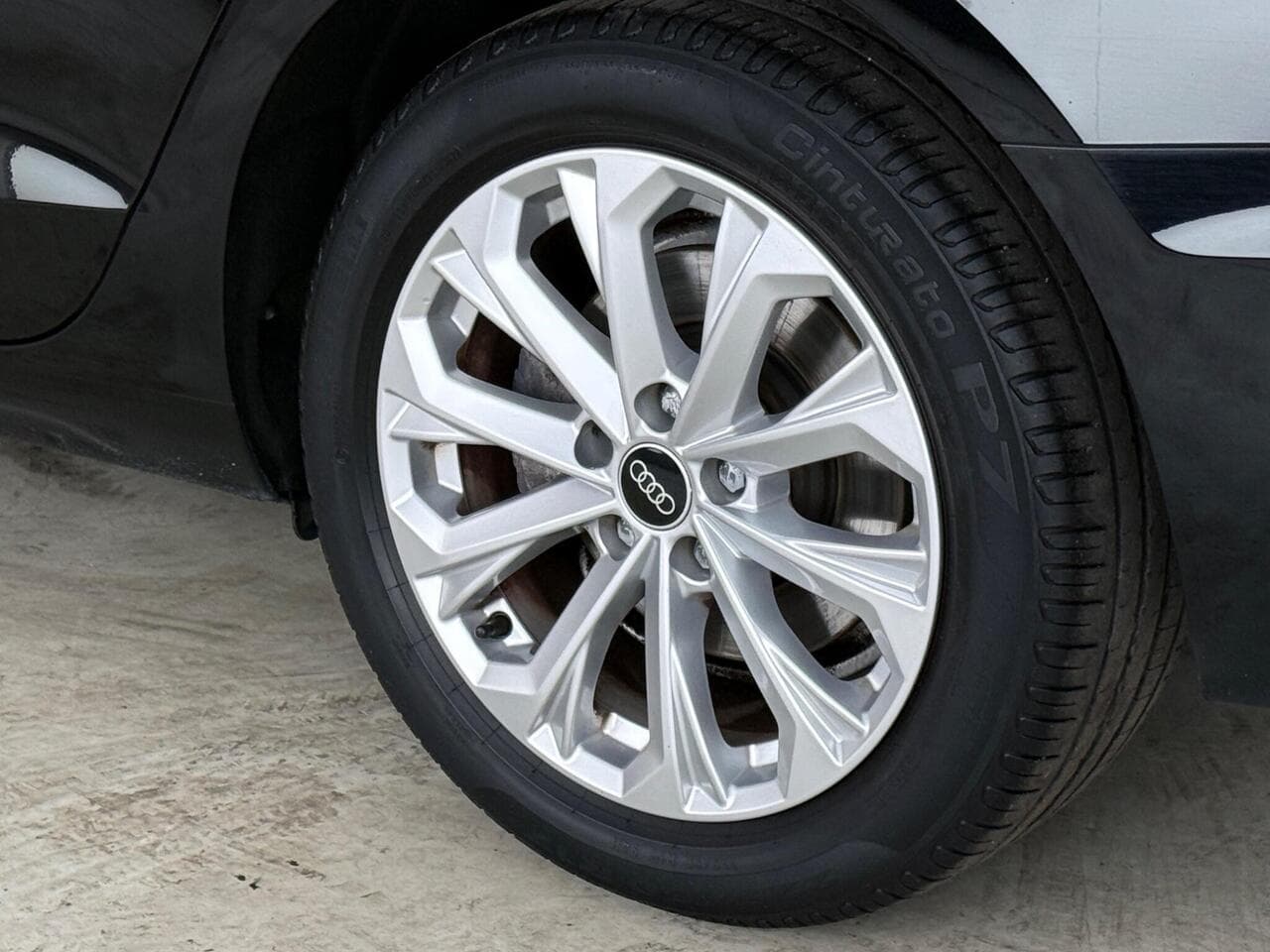 Audi A4 thumbnail Wheel