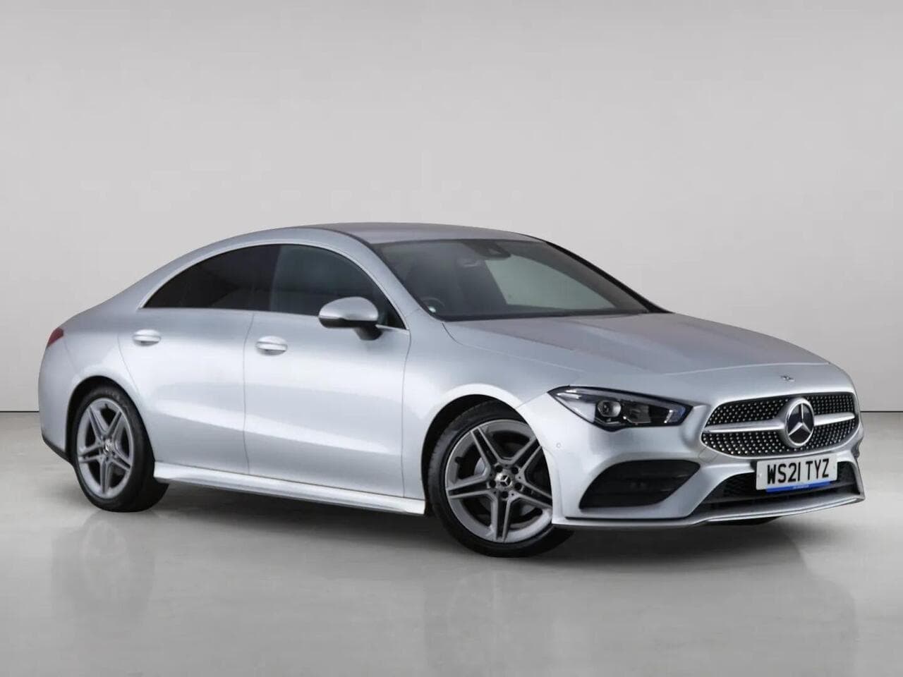 Mercedes-Benz CLA - Mercedes-Benz CLA 1.3 CLA180 AMG Line Coupe 7G-DCT Euro 6 (s/s) 4dr