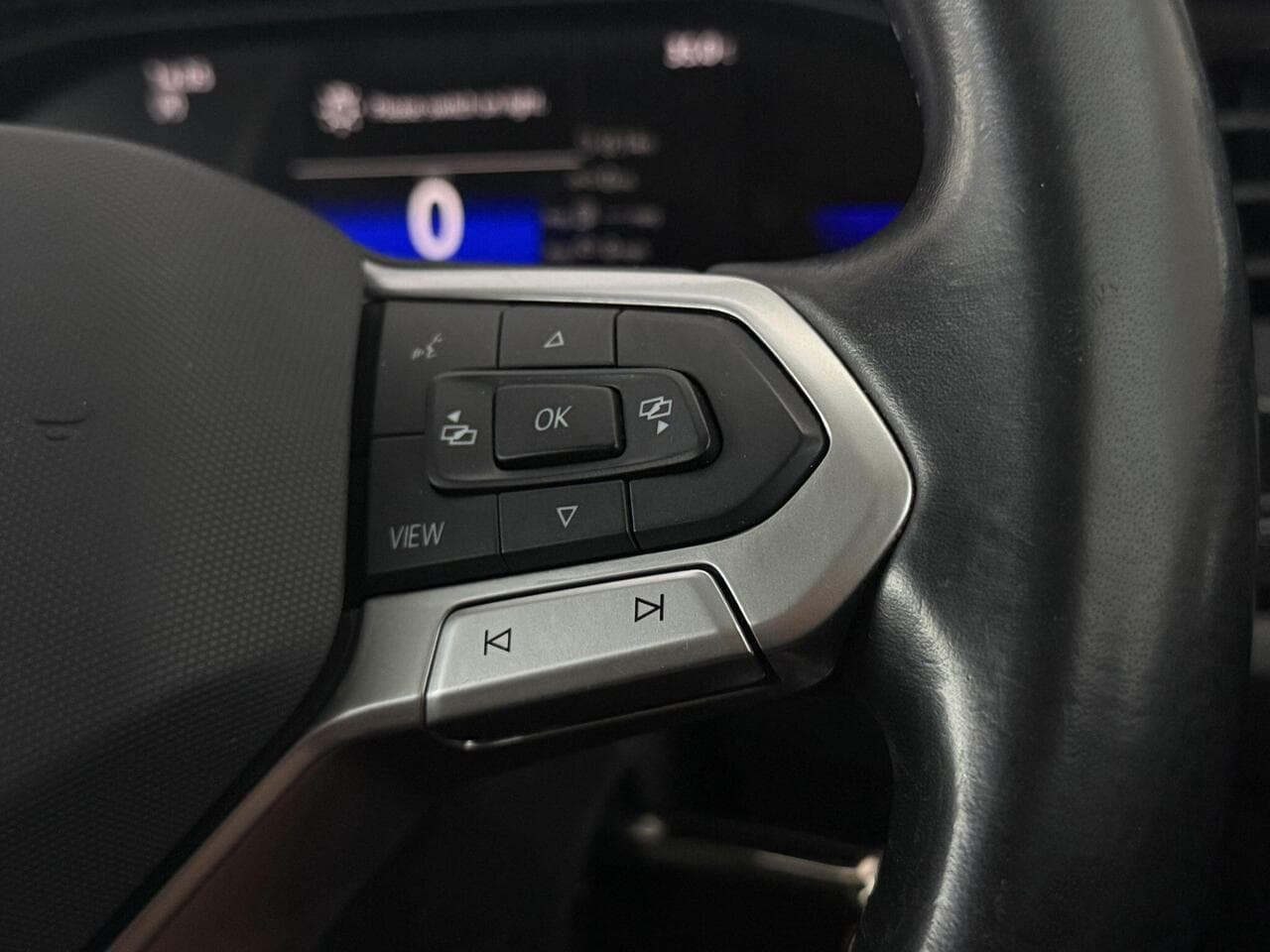 Volkswagen Polo thumbnail Misc Controls