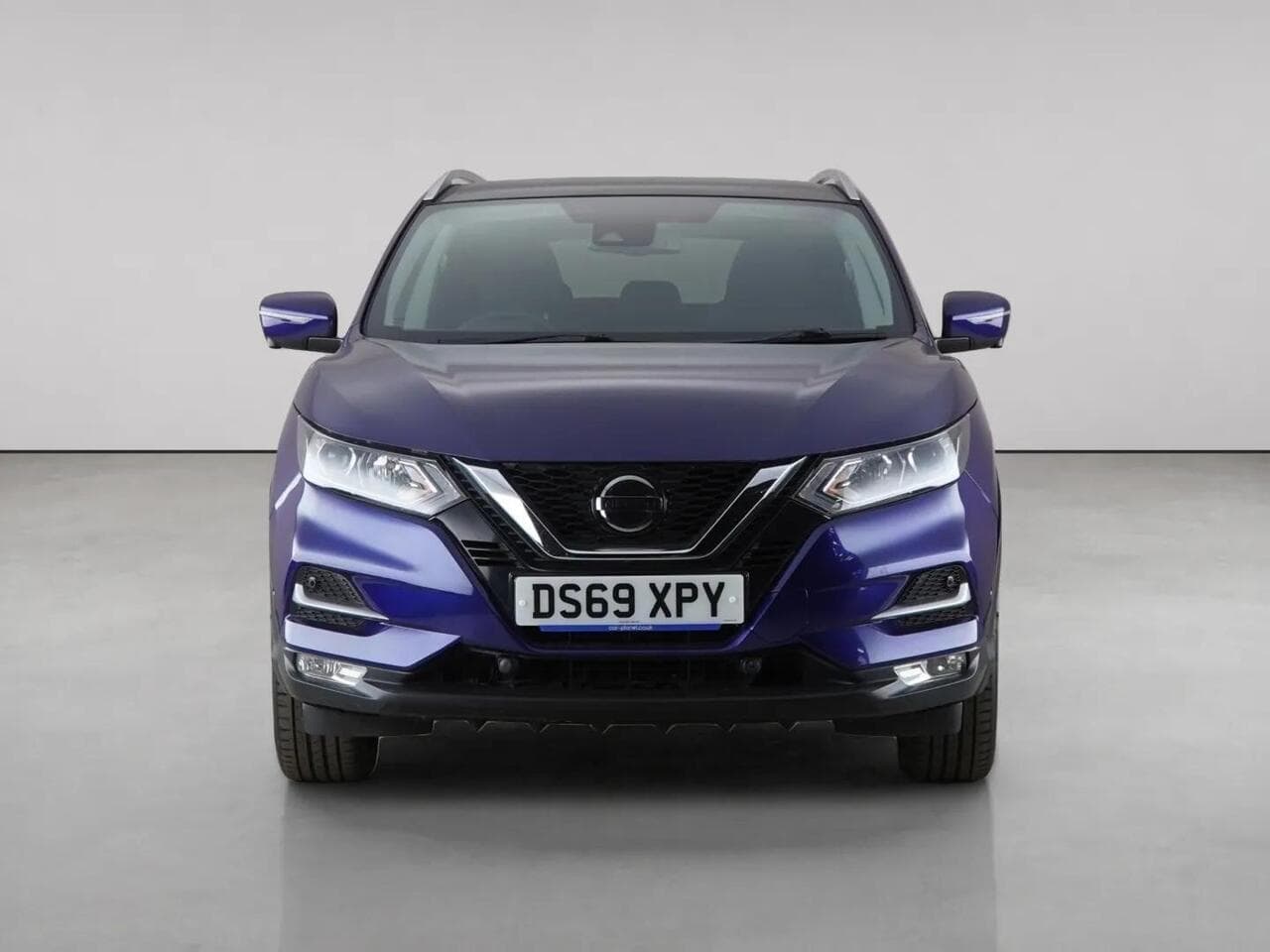 Nissan Qashqai thumbnail Front