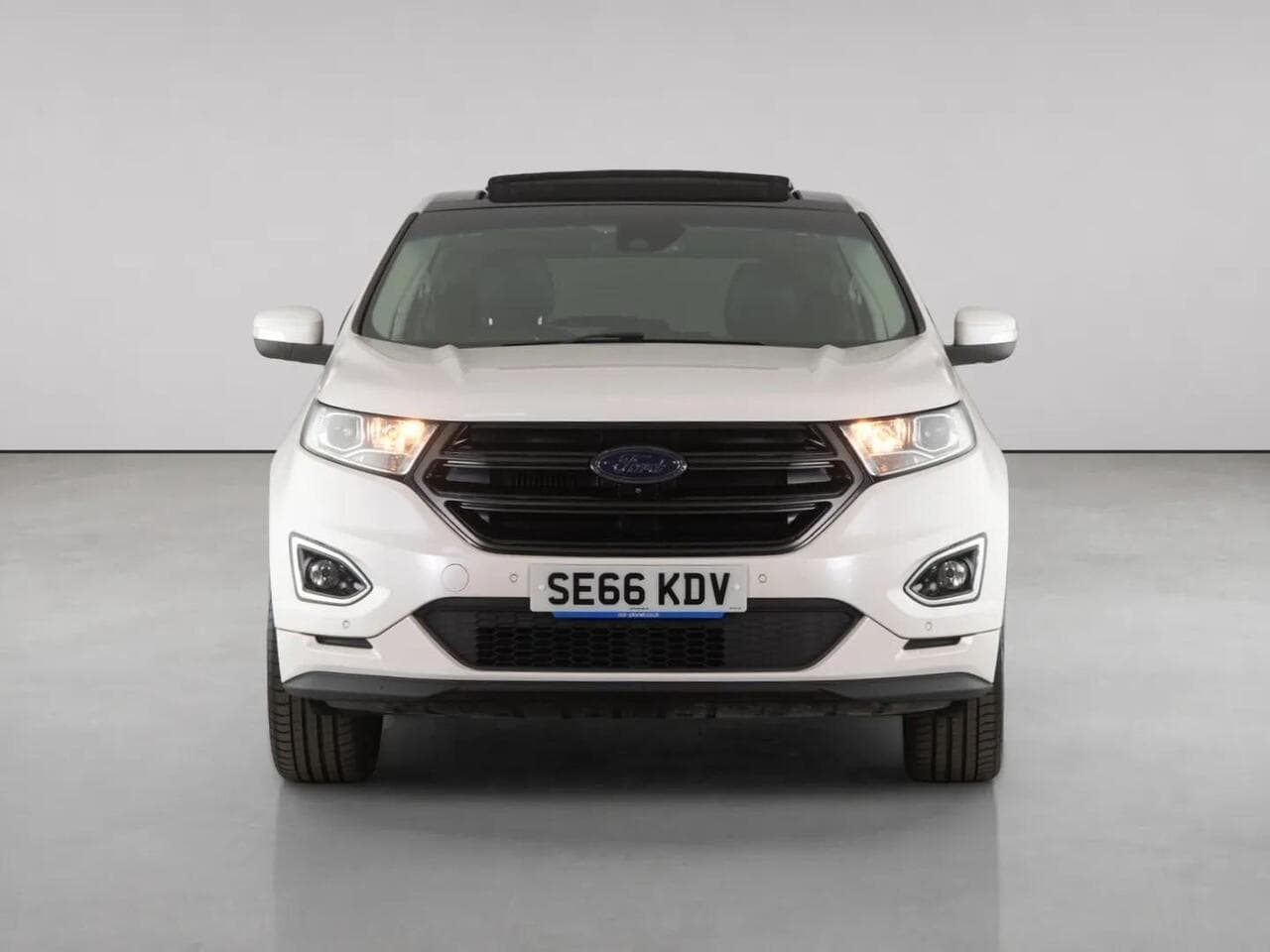 Ford Edge thumbnail Front