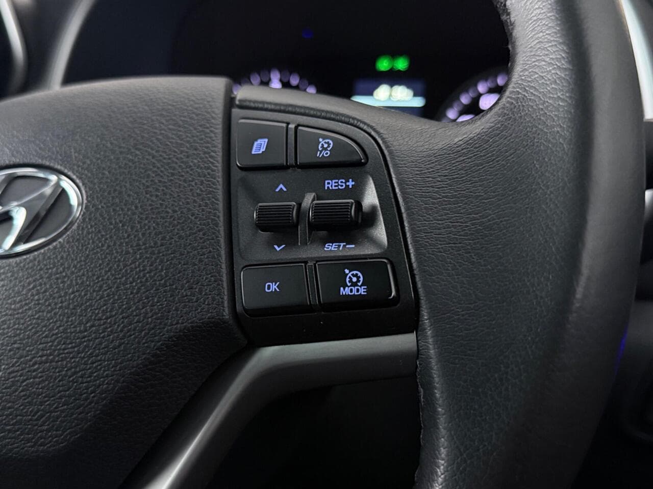 Hyundai TUCSON thumbnail Misc Controls