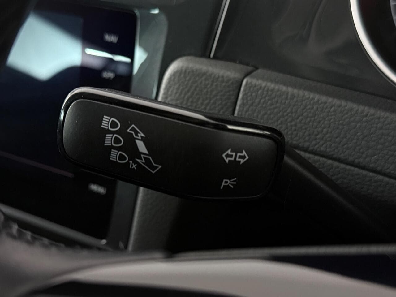 Volkswagen Golf thumbnail Misc Controls