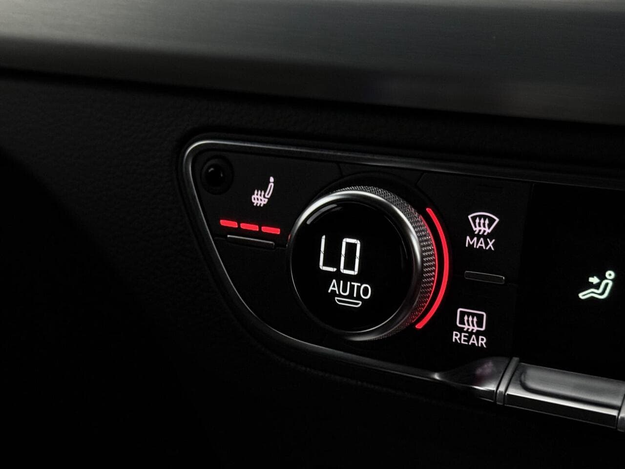 Audi Q5 thumbnail Misc Controls