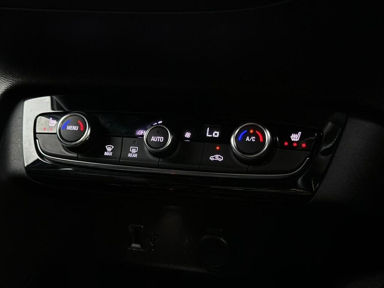 Vauxhall Corsa thumbnail Misc Controls