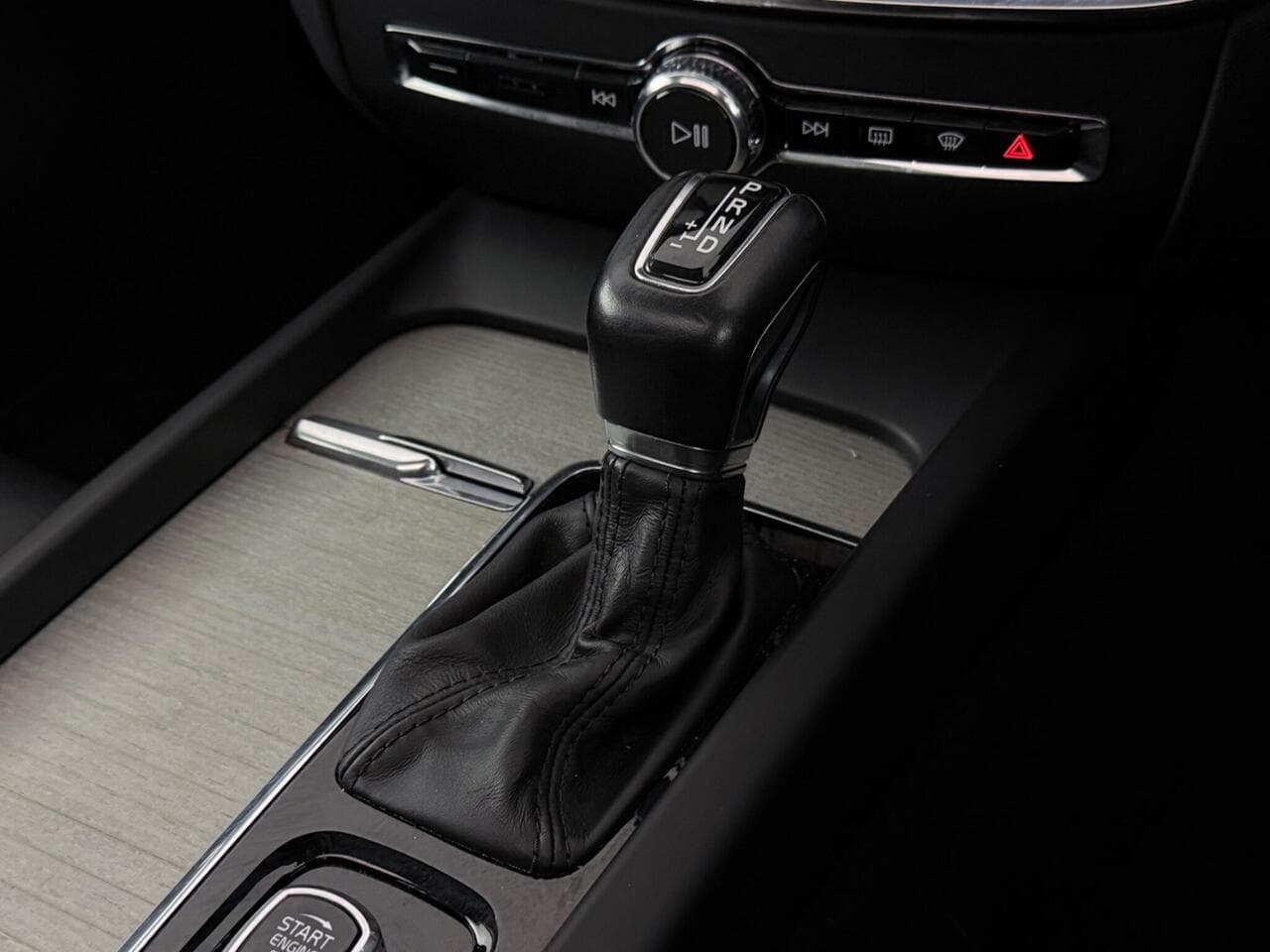 Volvo V60 thumbnail Interior Front