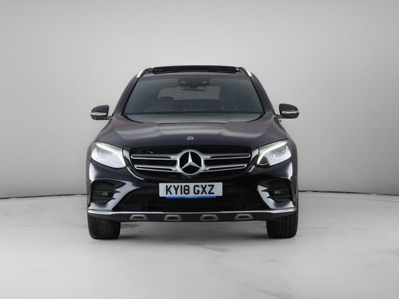 Mercedes-Benz GLC thumbnail Front