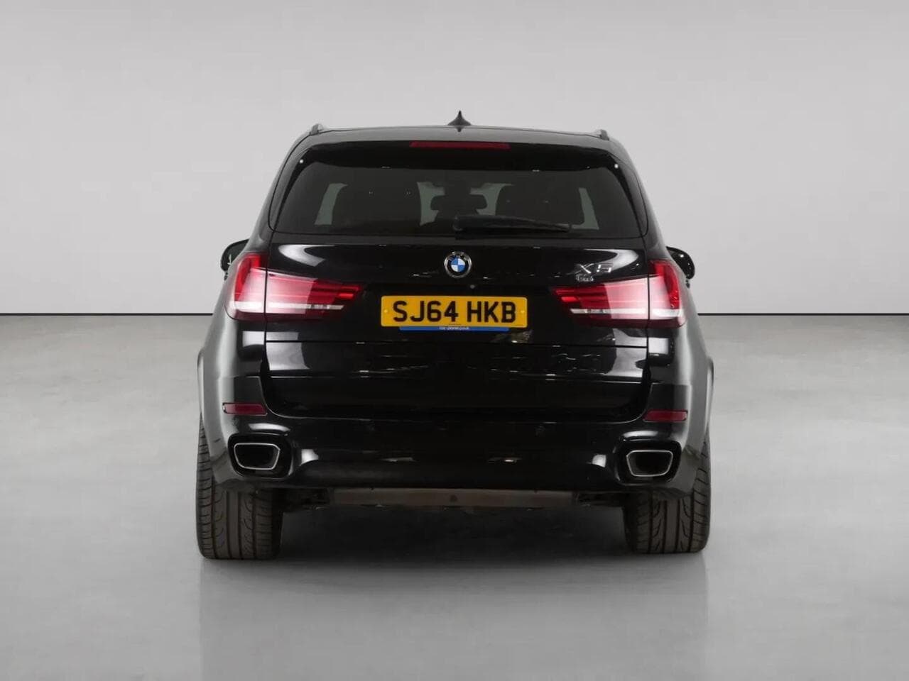 BMW X5 thumbnail Rear
